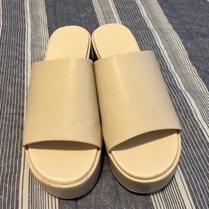 Platform Off-White Sandals